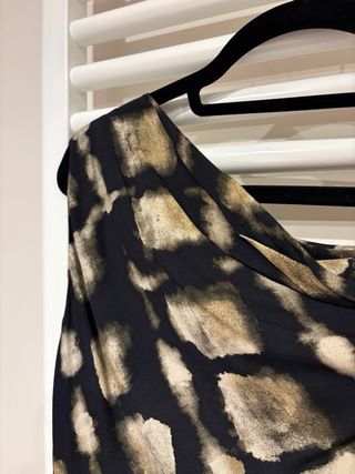 Top Zara un hombro raso estampado