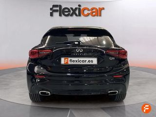 Infiniti Q30 1.5D PREMIUM TECH