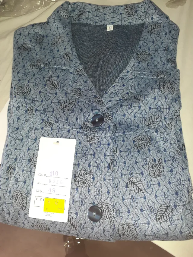 Batas de punto mujer manga larga otoño invierno.