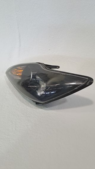 FARO IZQUIERDO FORD FOCUS BERLINA (CAP) (2)