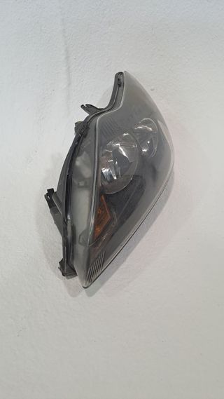 FARO IZQUIERDO FORD FOCUS BERLINA (CAP) (2)