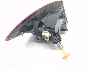 PILOTO TRASERO DERECHO FORD FIESTA (CE1)