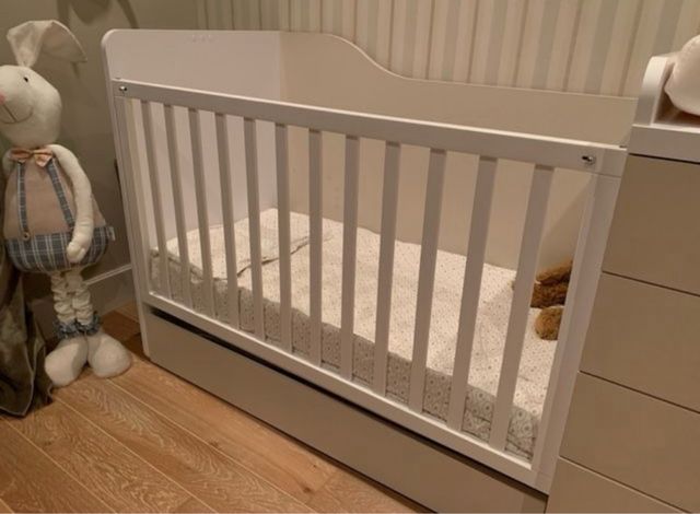 Cuna convertible en cama