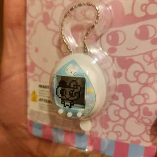 Tamagotchi Hello Kitty