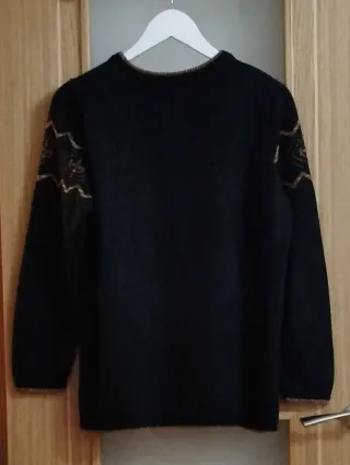 Jersey mujer negro con detalles dorados T44