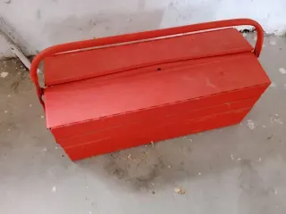 Caja de herramientas metálica Wurth roja