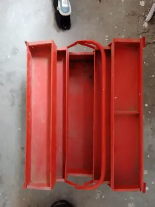 Caja de herramientas metálica Wurth roja