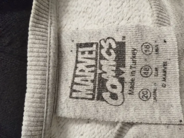 Sudadera Gris Marvel Cómics