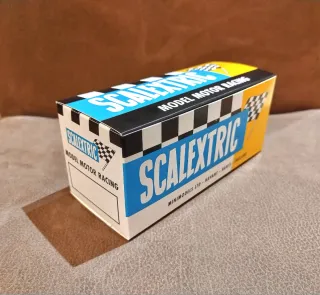 CAJAS SCALEXTRIC UK - INGLESA RACE TUNED