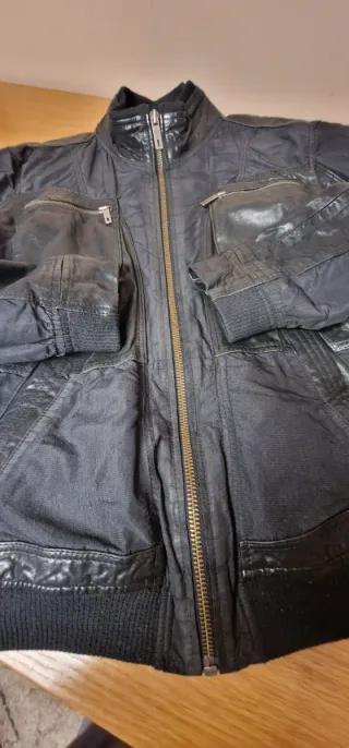 Cazadora  de piel y poliéster sisa 65 largo 71