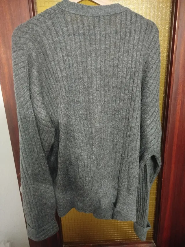 Jersey gris de punto cruzado