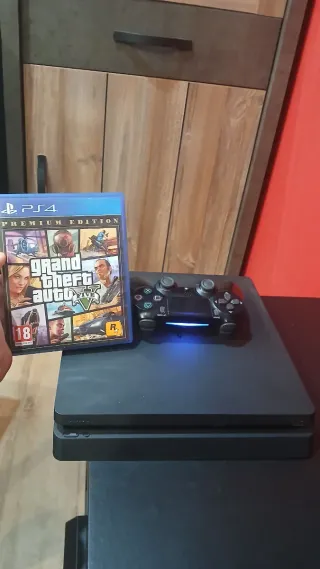 PS4 (PlayStation 4) c/ Comando e GTA V
