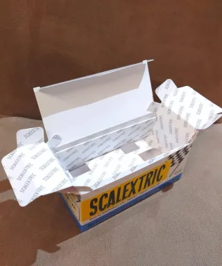 CAJAS SCALEXTRIC INGLESA - UK TRIANG