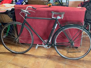 Bicicleta paseo antigua restaurada