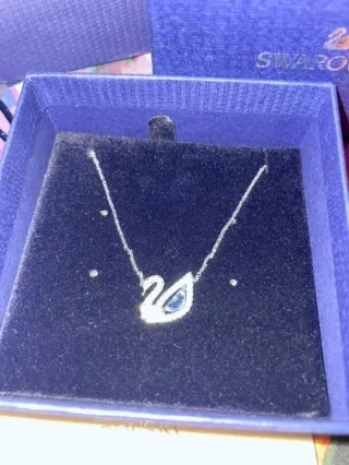 Collar Cisne Swarovski Plata