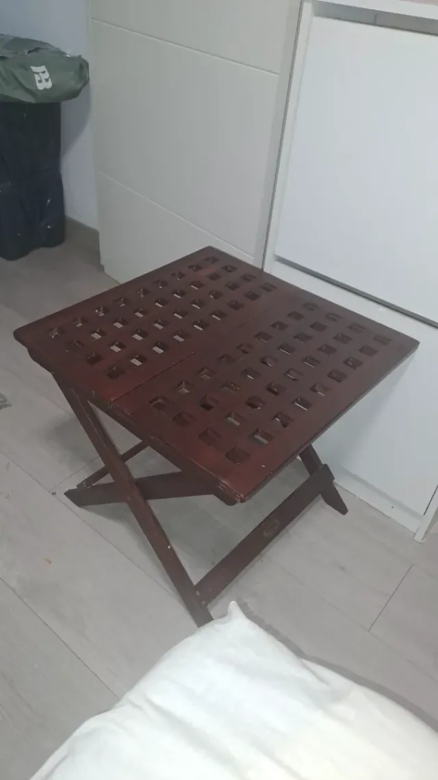Mesa plegable de madera teka