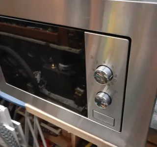 Microondas Cata de acero Inoxidable