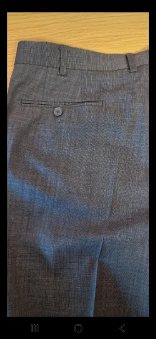 Traje de caballero gris