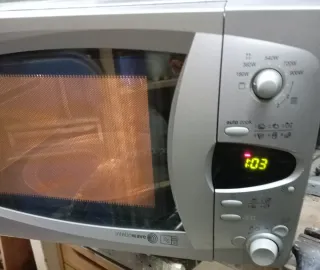 Microondas Intellowave Plata LG. Para encimera.