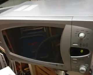 Microondas Intellowave Plata LG. Para encimera.