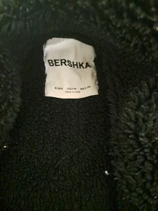 Abrigo Bershka Negro Piel Sintética Borrego