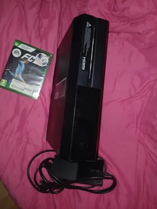 Xbox One + FC 24