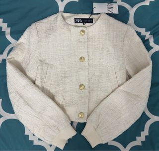 Cazadora Zara Blanca y Dorada