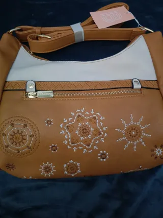Bolso bandolera Bossanova mujer nuevo a estrenar.