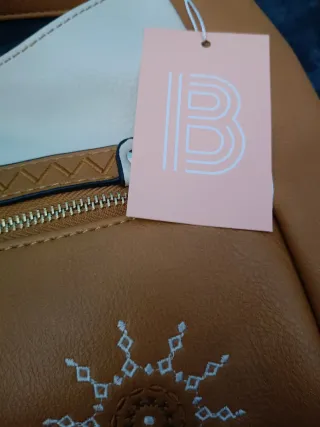 Bolso bandolera Bossanova mujer nuevo a estrenar.