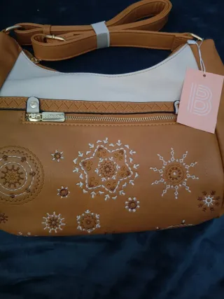 Bolso bandolera Bossanova mujer nuevo a estrenar.