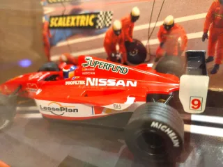 SCALEXTRIC SLOT NISSAN DALLARA F1 MARC GENÉ NUEVO!