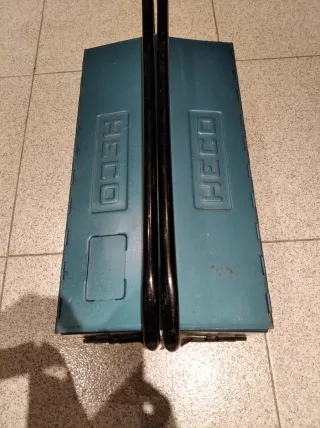 Caja de herramientas HECO metálica