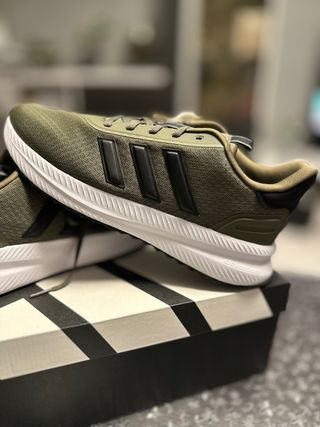 Zapatillas Adidas Running Verde y Negro