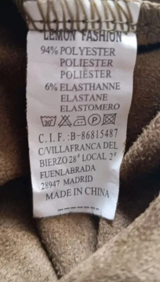 Vestido ajustado de antelina verde