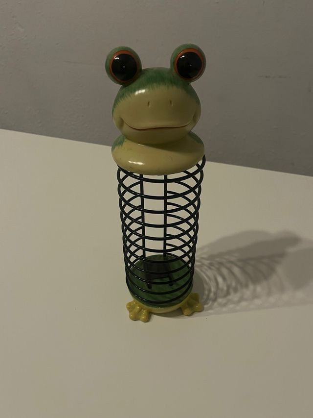 Torre para CDs con diseño de rara