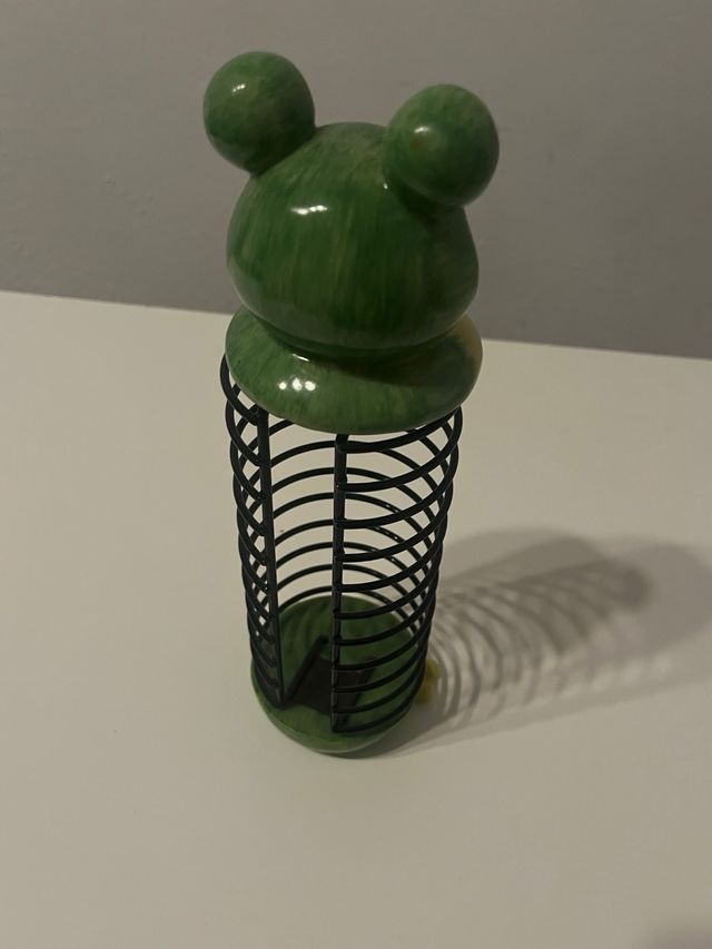 Torre para CDs con diseño de rara