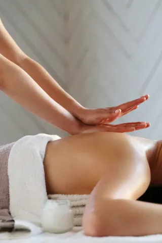 Damián, masajista a domicilio