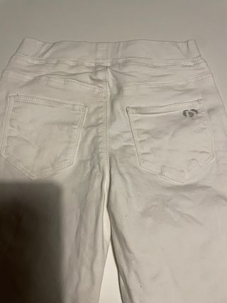 Pantalón vaquero blanco niña Desigual Talla 7/8