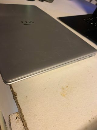 Portátil Primux ultrafino