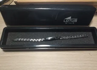 Pulsera Lotus Acero Inoxidable con Funda