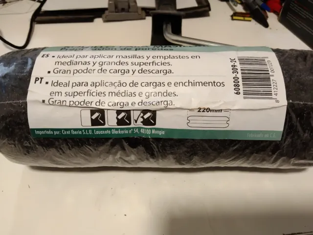 Rodillo para masillar ROTA 22cm