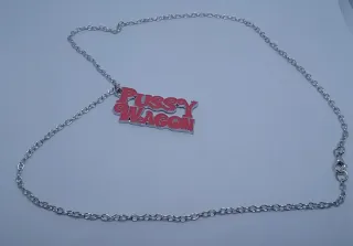 COLGANTE PARA FANS D TARANTINO O/Y KILL BILL-Nuevo