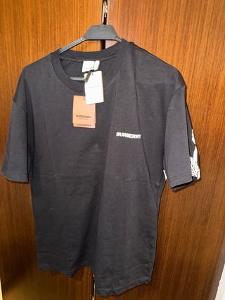 Camiseta Burberry Negra