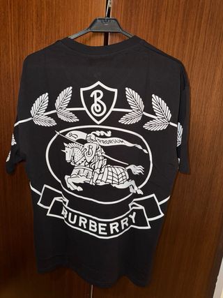 Camiseta Burberry Negra