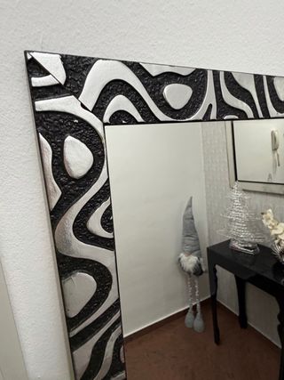 Espejo decorativo marco plata y negro
