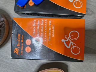 Kit Ciclismo: Cubierta, Cámaras y Funda