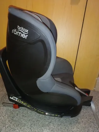 Britax Römer Dualfix Z-Line i-Size + Base Isofix