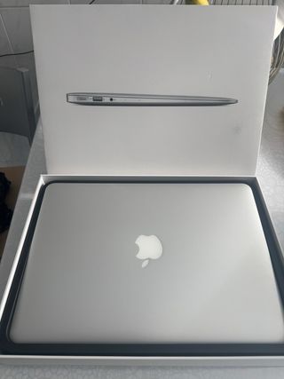 MacBook Apple Plata