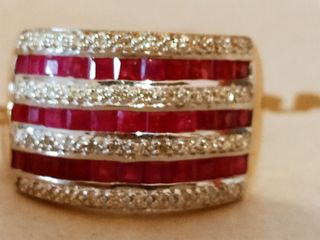 Preciosa sortija de oro de 18 kilates de Galería