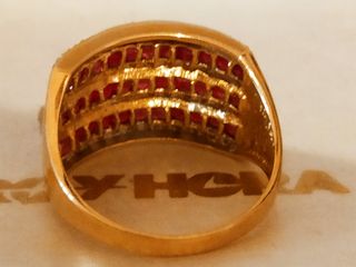 Preciosa sortija de oro de 18 kilates de Galería